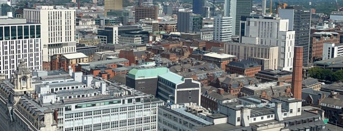 Holiday Inn Manchester - City Centre is one of สถานที่ที่บันทึกไว้ของ Aleksandra.