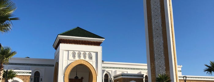 Grande Mosquée is one of สถานที่ที่ Carl ถูกใจ.