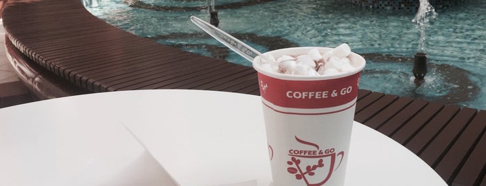 COFFEE&GO is one of Tempat yang Disukai Oxana.