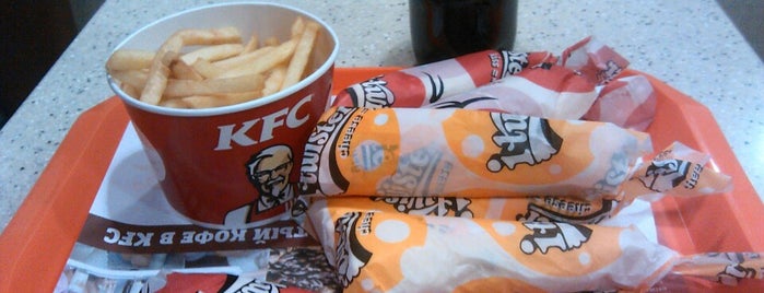 KFC is one of Posti che sono piaciuti a Leysan.