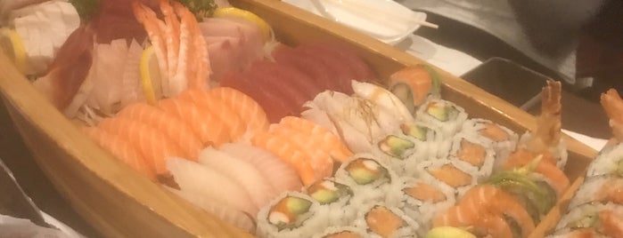 Sushi Moto Sake & Wine Bar is one of Yemek.
