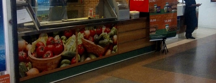Subway is one of Boa comida.