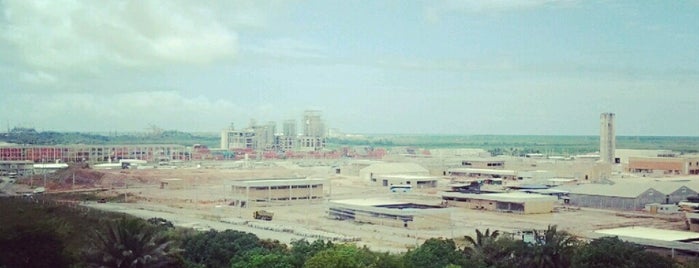 Complexo Industrial e Portuario de Suape is one of Fábrica.