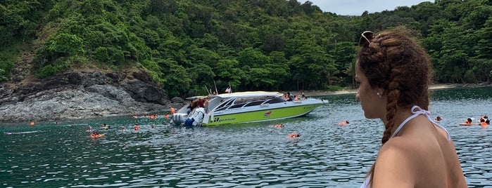 Snorkeling @ Maiton Island is one of Anna'nın Kaydettiği Mekanlar.