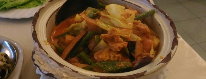Lian Chi Vegetarian Health Food Restaurant is one of Petaling Jaya.