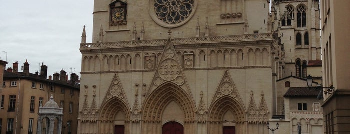 Place Saint-Jean is one of Lyon.