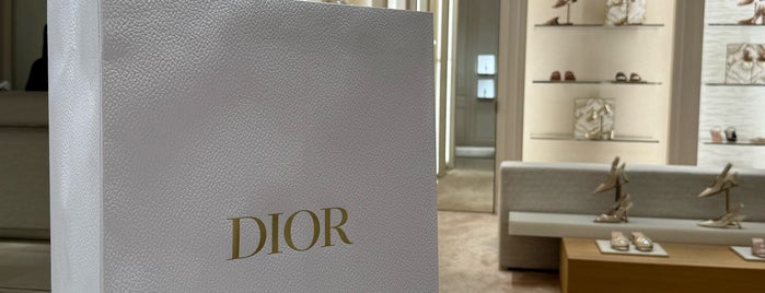 Dior is one of LOCAIS EM JEDDAH.
