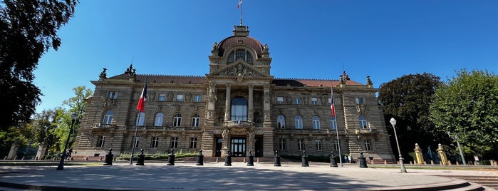 Palais du Rhin is one of Francie.