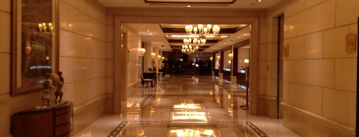 The St. Regis Beijing is one of สถานที่ที่บันทึกไว้ของ Orietta.