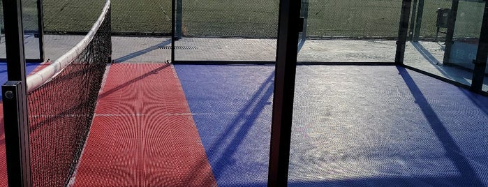 Club Tenis Hospitalet is one of padel.