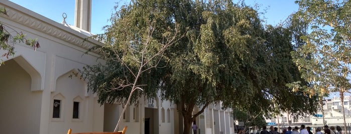 Alfarooq Mosque is one of Abdulaziz'in Beğendiği Mekanlar.