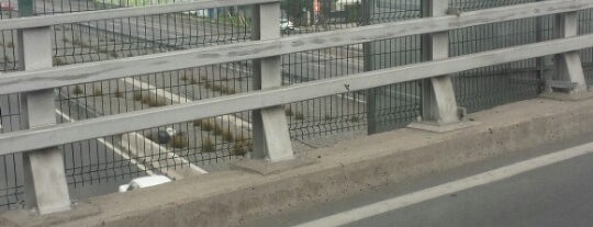 Puente Vespucio is one of Gustavo'nun Beğendiği Mekanlar.