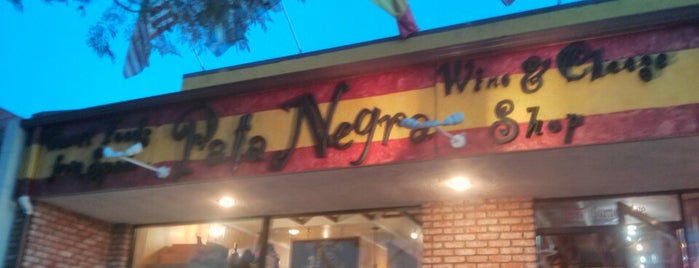 Pata Negra is one of Tempat yang Disimpan Vietca.