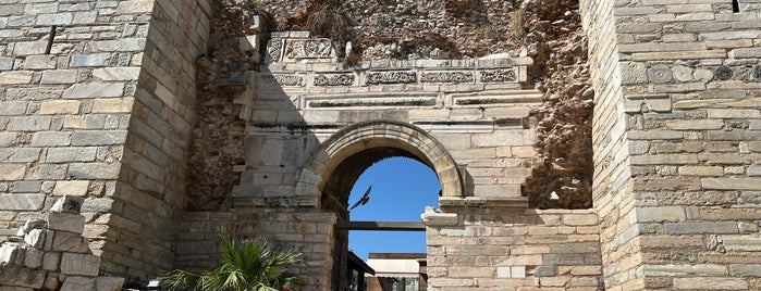 St. Jean Basilica (Aziz Yahya) Kilisesi is one of Efes.
