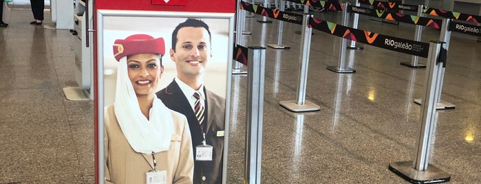 Check-in Emirates is one of Aeroporto do Galeão.