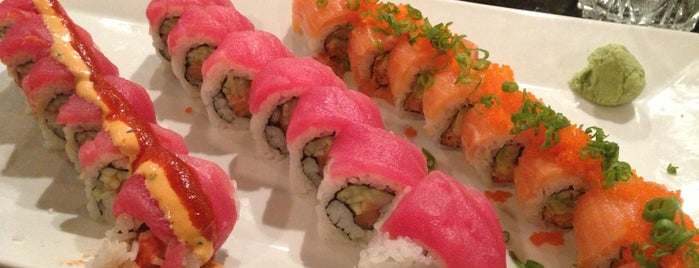 Sushi Zen is one of Lugares favoritos de Dan.