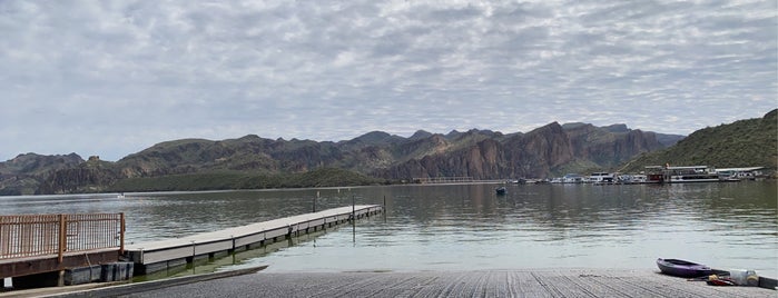 Saguaro Lake is one of Lieux qui ont plu à Valerie.