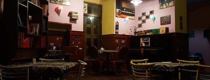 Kibrit BookHouse & Cafe is one of Bakü.