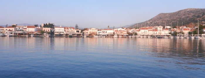 Pythagoreion of Samos is one of สถานที่ที่ Anil ถูกใจ.