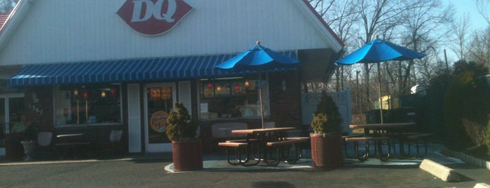 Dairy Queen is one of Lieux qui ont plu à Andrew.