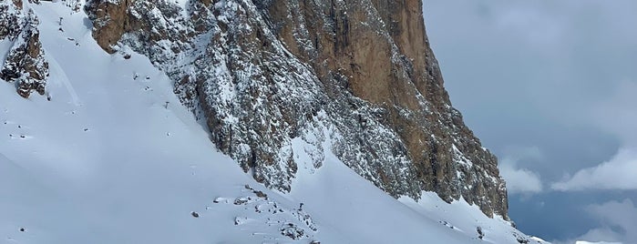 Col Rodella is one of Punti panoramici Val di Fassa.