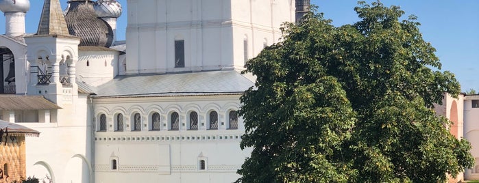 Церковь Воскресения is one of Ростов.