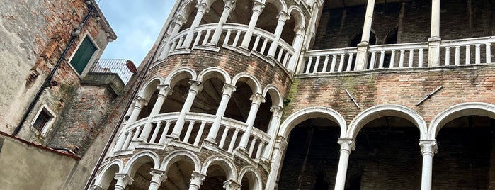 Palazzo Contarini del Bovolo is one of Venice 2020.