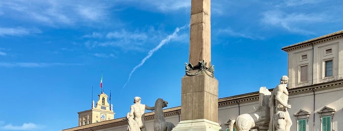 Piazza del Quirinale is one of Tempat yang Disukai Soraia.