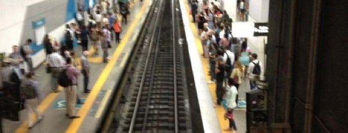 Metro Na Superfície Estação Maria Angélica is one of Orte, die 🖤💀🖤 LiivingD3adGirl gefallen.