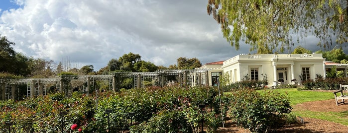 Rose Garden is one of reviews of museums, historical sites, & landmarks.