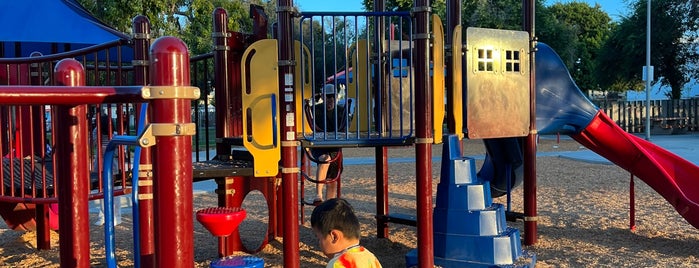 Del Aire Park is one of Kids places LA.