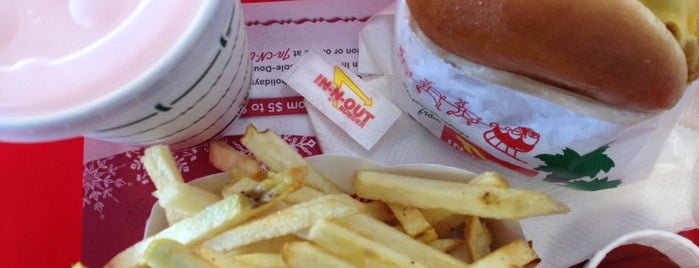 In-N-Out Burger is one of Infinite loop food.