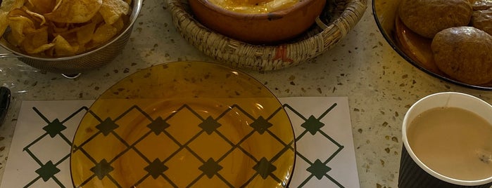 بيت الملز is one of Riyadh Breakfast 🍳.