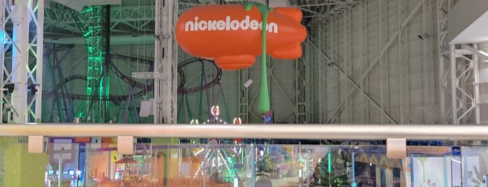 Nickelodeon Universe is one of Orte, die Lizzie gefallen.