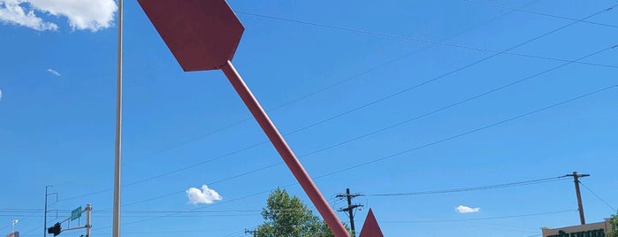 Giant Red Arrow is one of Route 66 Roadtrip.