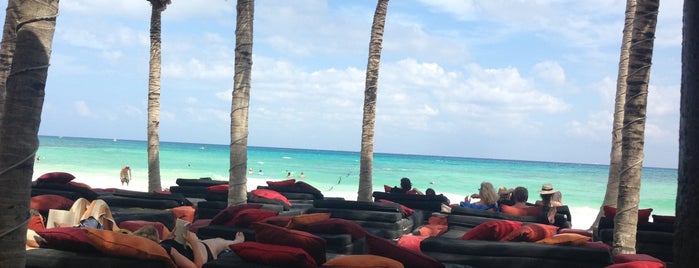 Mosquito Beach is one of Playa del Carmen.