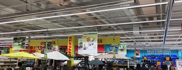 Auchan is one of Pompei.