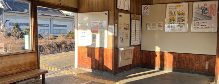 鼎駅 is one of 北陸・甲信越地方の鉄道駅.