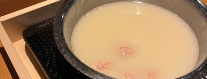 水炊き しみず is one of 日本酒.