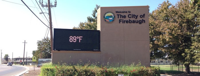 Firebaugh, CA is one of Nnenniquaさんのお気に入りスポット.