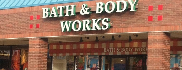 Bath & Body Works is one of Tempat yang Disukai Enrique.
