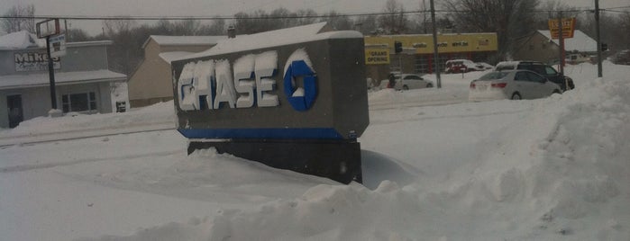 Chase Bank is one of Places I want to go.