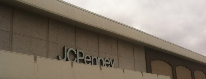 JCPenney is one of Orte, die James gefallen.