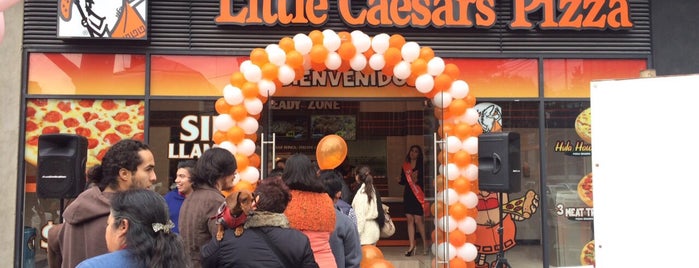 Little Caesars Pizza is one of Restaurantes.