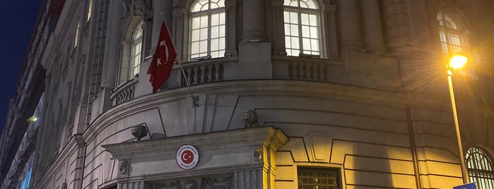 Türkiye Cumhuriyeti Büyükelçiliği is one of Belgrad.