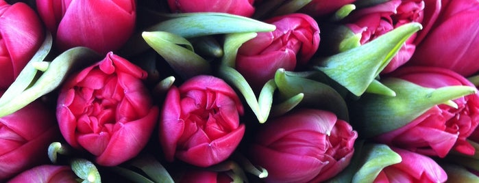 Рижский цветочный рынок is one of Цветы.