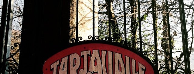 Birreria Birrificio Antica Fonte Di Tartavalle is one of สถานที่ที่ Luca ถูกใจ.