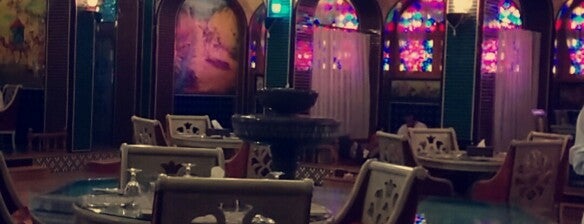 Shebestan Palace Restaurant is one of สถานที่ที่บันทึกไว้ของ Humaira.