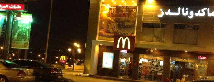 McDonald's is one of Locais curtidos por ALFAISAL.
