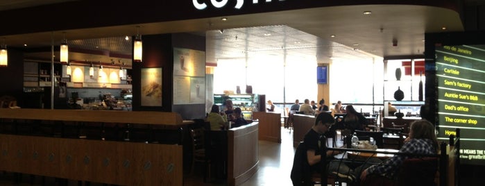 Costa Coffee is one of Tempat yang Disukai John.